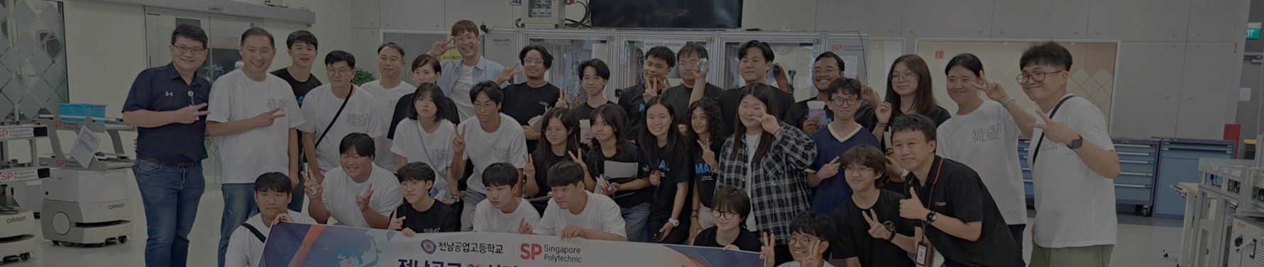 JTH Students Explore Advanced Manufacturing and Cultural Exchange at Singapore Polytechnic