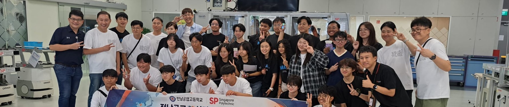 JTH Students Explore Advanced Manufacturing and Cultural Exchange at Singapore Polytechnic